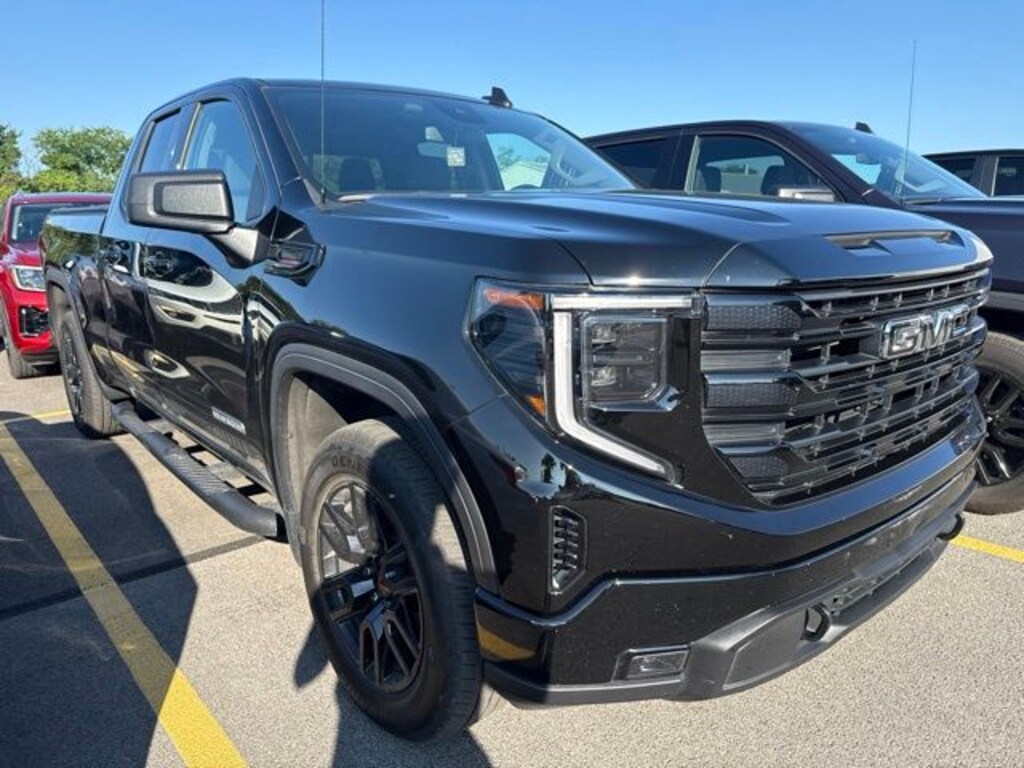 Used 2023 GMC Sierra 1500 Elevation 4WD Ext Cab Duramax w/ Preferred Pkg Truck