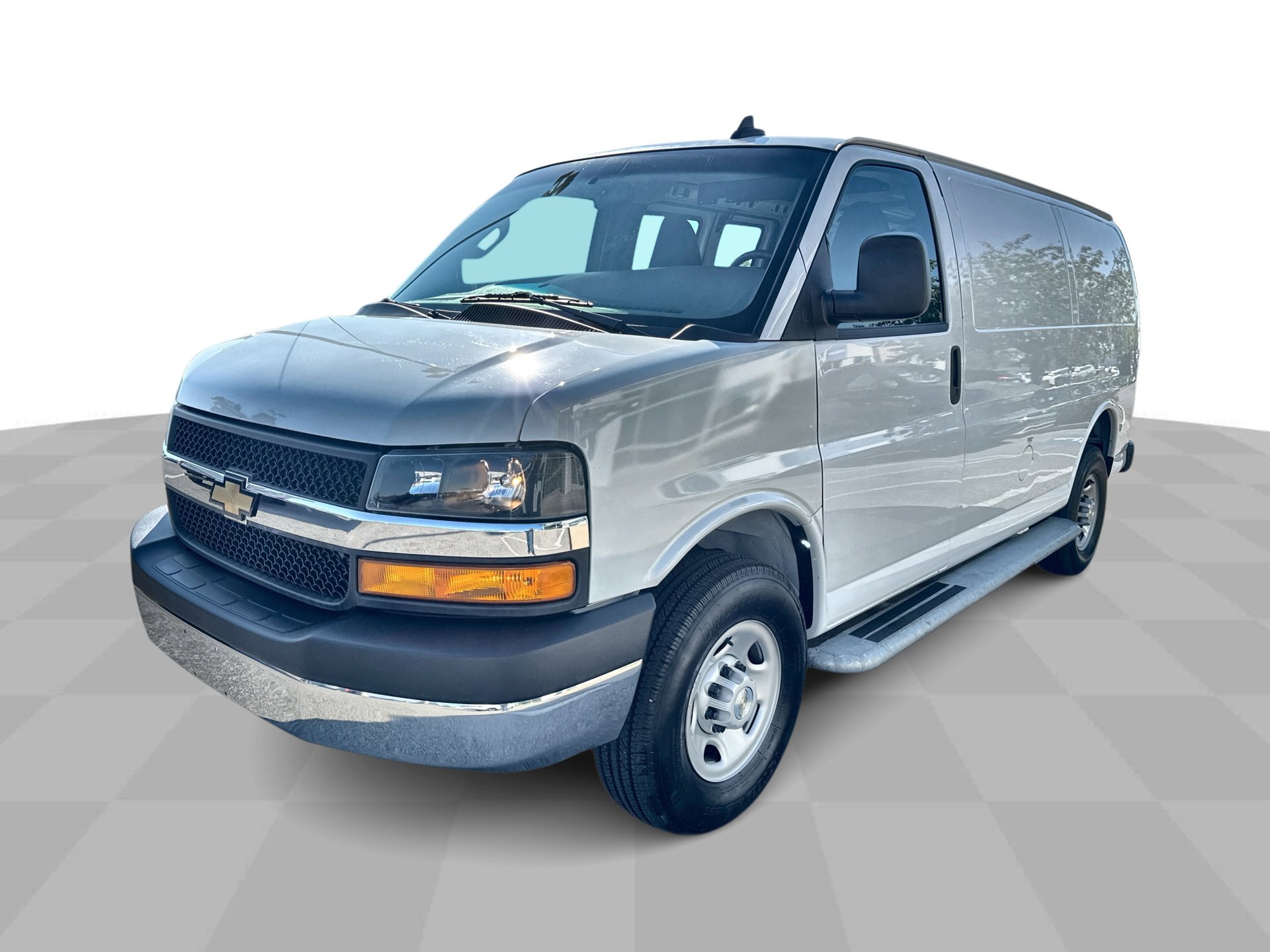 2023 Chevrolet Express 2500 Cargo photo 4