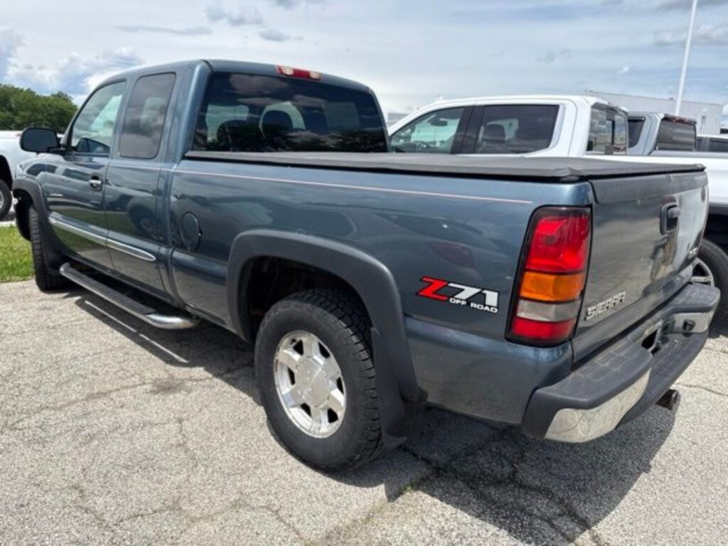 Used 2007 GMC Sierra 1500 Classic SLE1 Truck