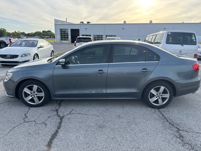 Used 2015 Volkswagen Jetta SE with VIN 3VWD17AJ4FM313862 for sale in Perrysburg, OH