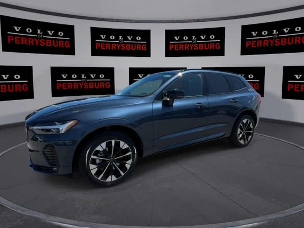 New 2026 Volvo XC60 B5 Plus SUV