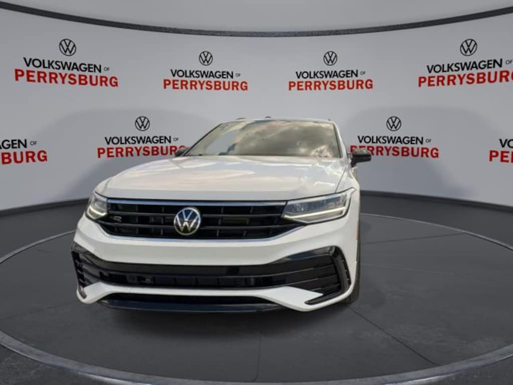 Used 2024 Volkswagen Tiguan 2.0T SE R-Line Black SUV