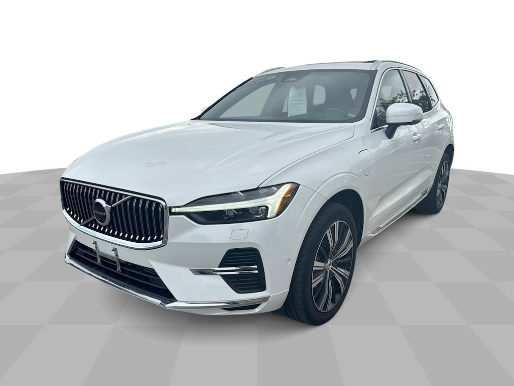 Certified 2023 Volvo XC60 Recharge Plug-In Hybrid AWD Ultimate Bright Theme w/ Climate Pkg & Panoram SUV