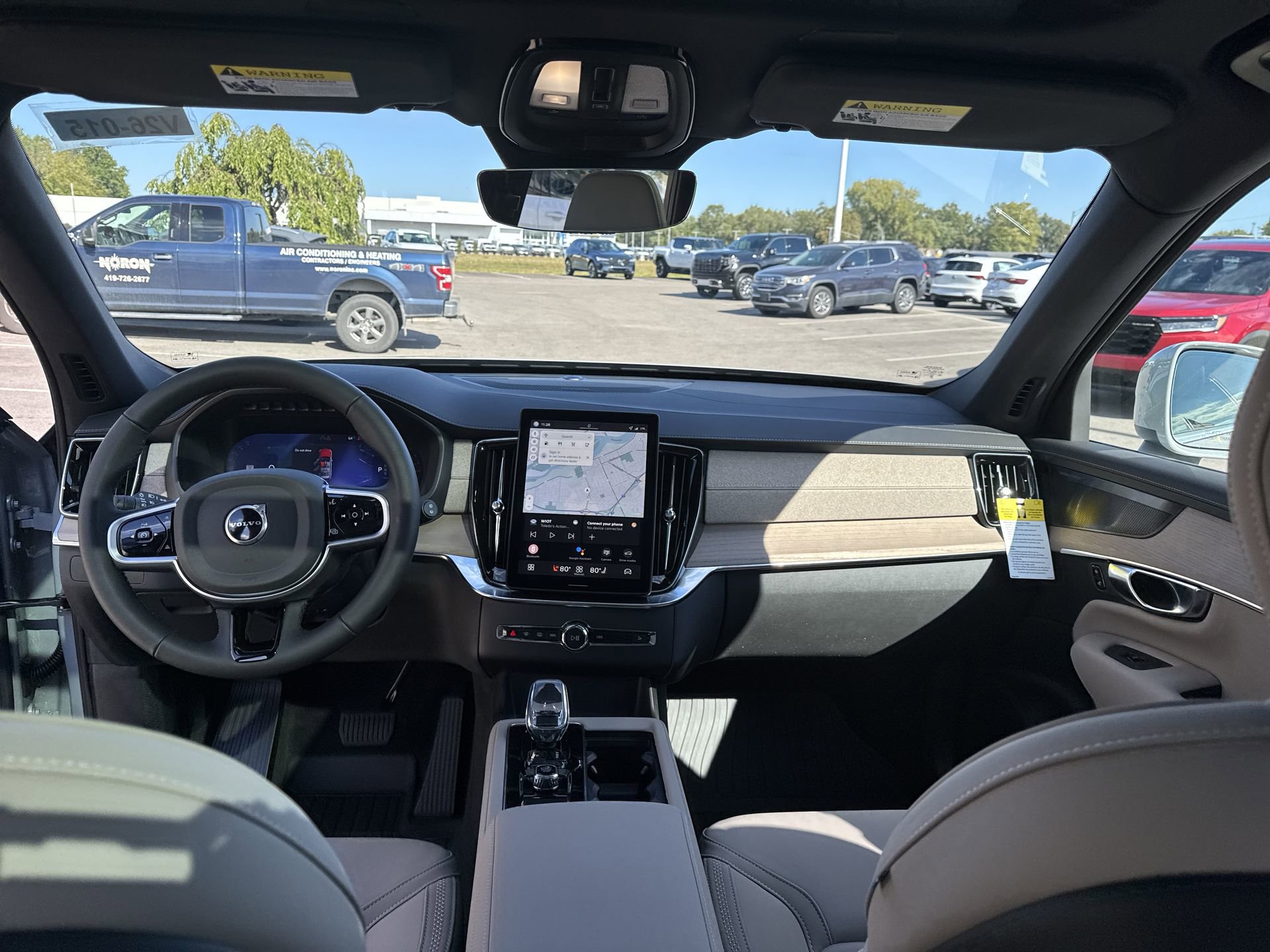 2026 Volvo XC90 Plus - Photo 21