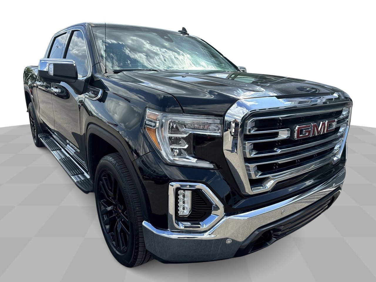 Used 2020 GMC Sierra 1500 SLT with VIN 3GTU9DEDXLG256706 for sale in Perrysburg, OH