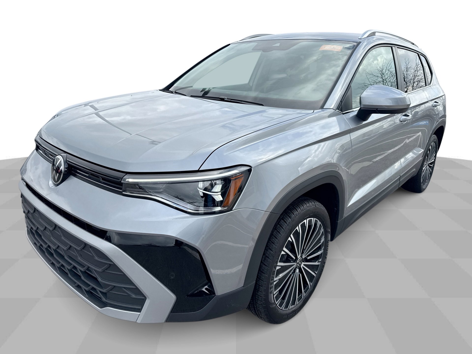 2025 Volkswagen Taos SE photo 4