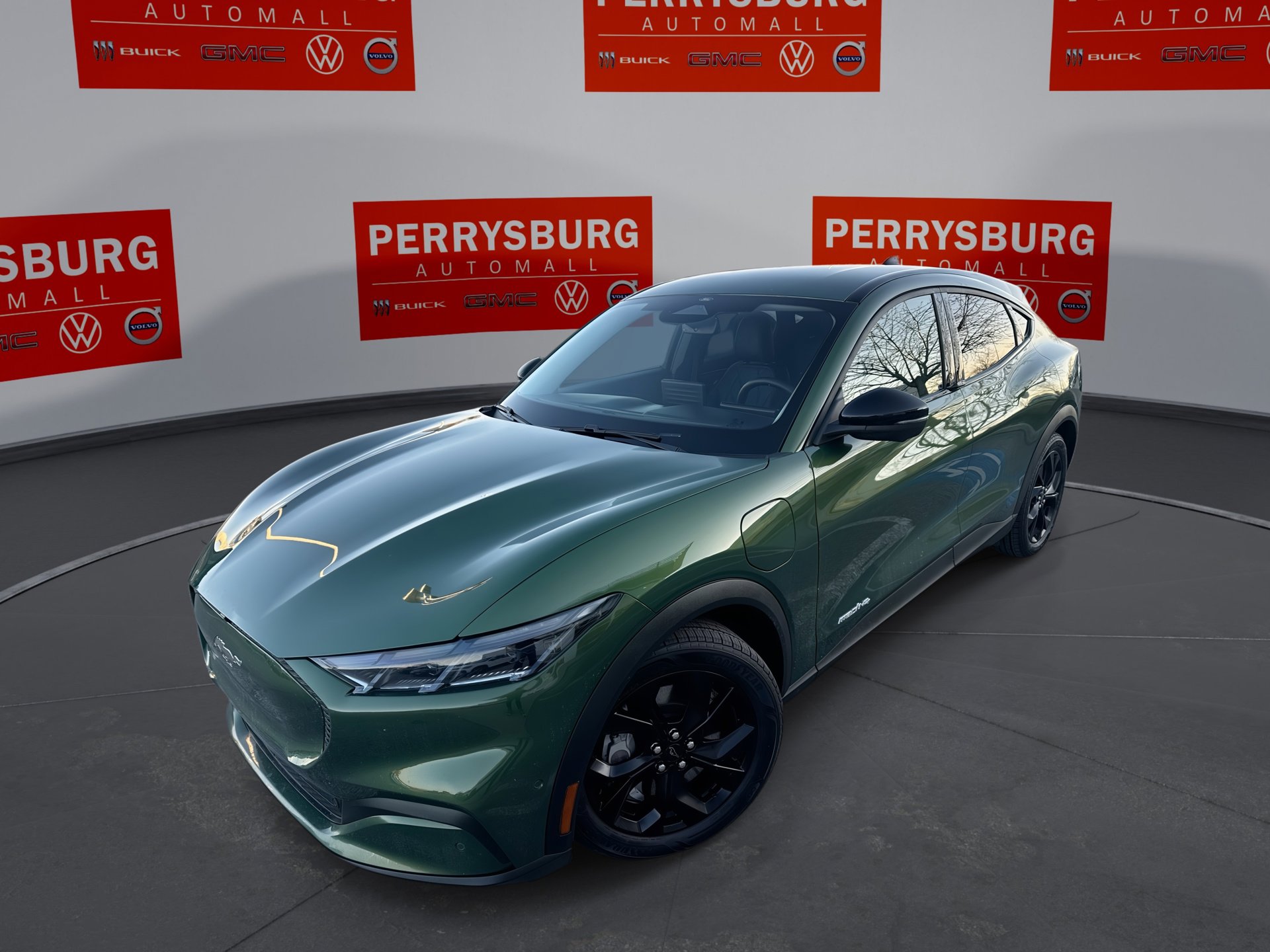 2024 Ford Mustang-Mach-e Select's photo