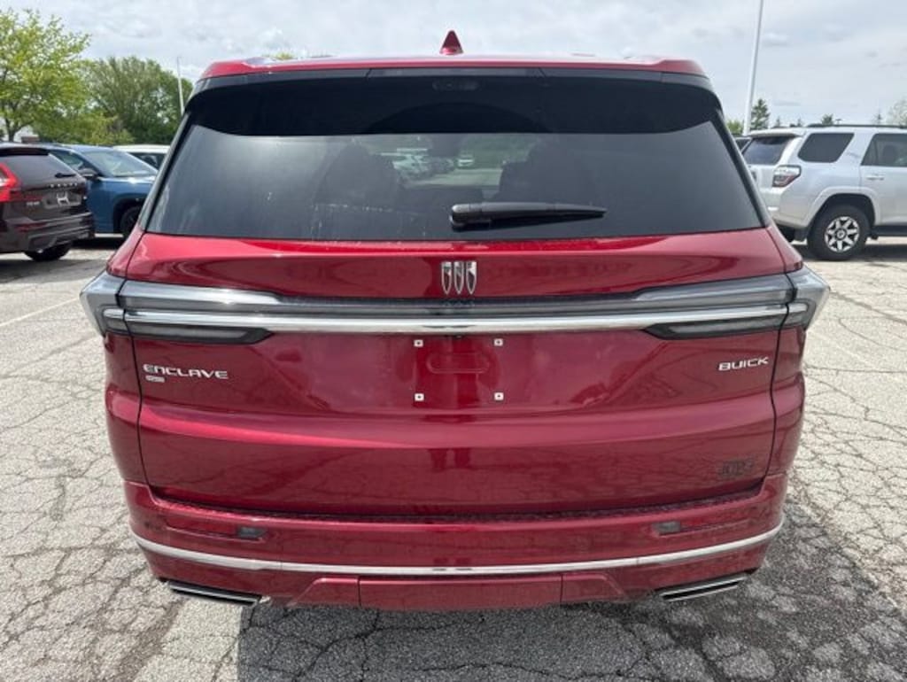 Used 2025 Buick Enclave Avenir SUV