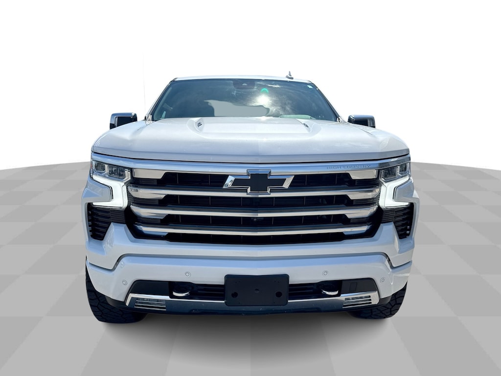 Used 2023 Chevrolet Silverado 1500 High Country Premiuim 4WD Crew w/ 22s & Moon Truck Crew Cab