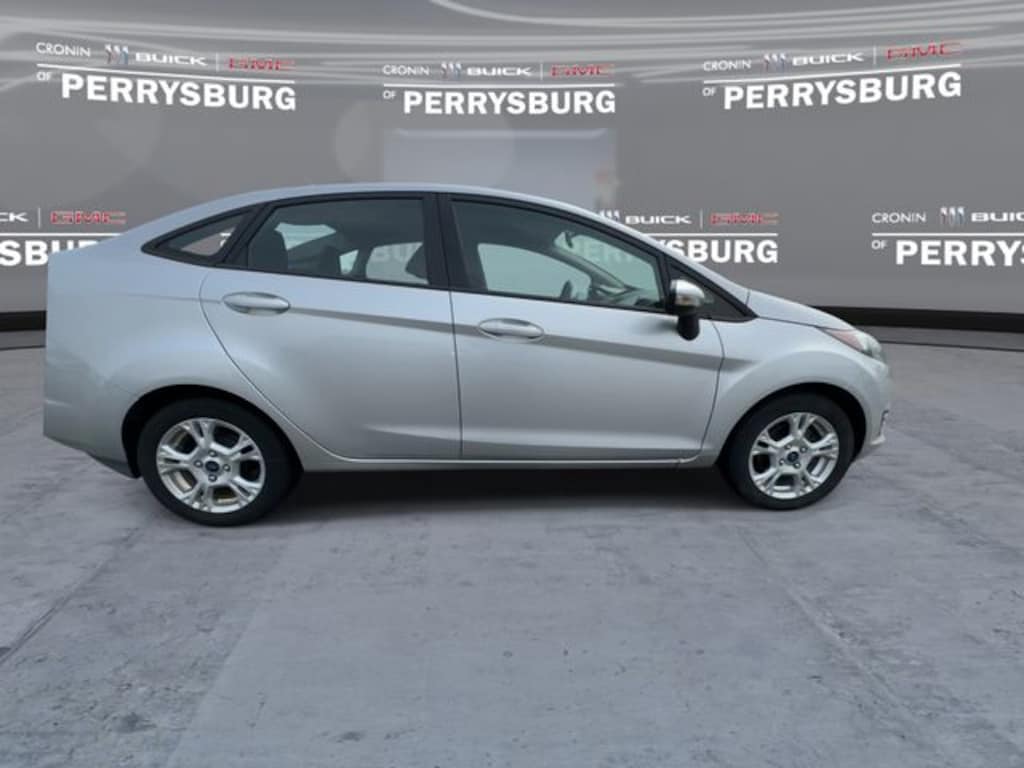 Used 2014 Ford Fiesta SE Sedan