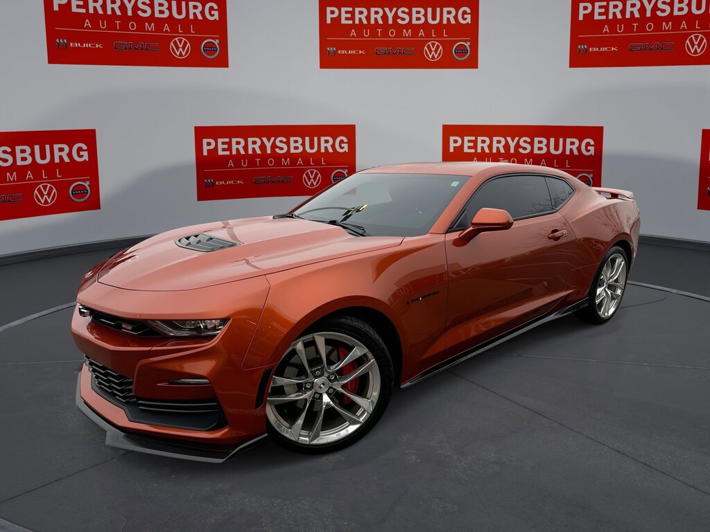 Used 2023 Chevrolet Camaro 1SS Coupe w/ Recaro Performance Front & Design Pkg Coupe