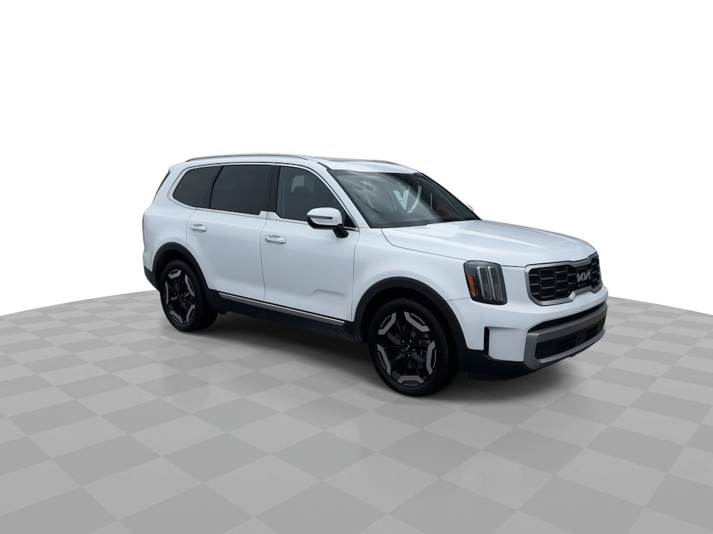 Used 2023 Kia Telluride S AWD w/ Captains Chairs & Moon S AWD