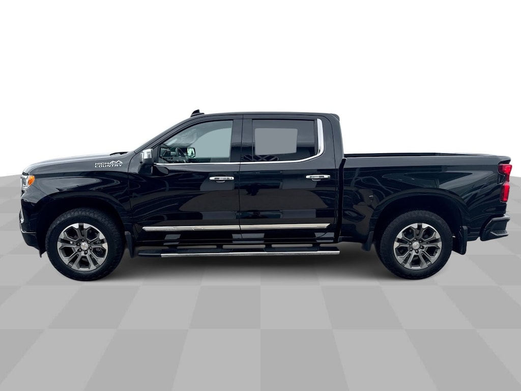 Used 2024 Chevrolet Silverado 1500 High Country 4WD Crew w/ Technology Pkg Truck Crew Cab
