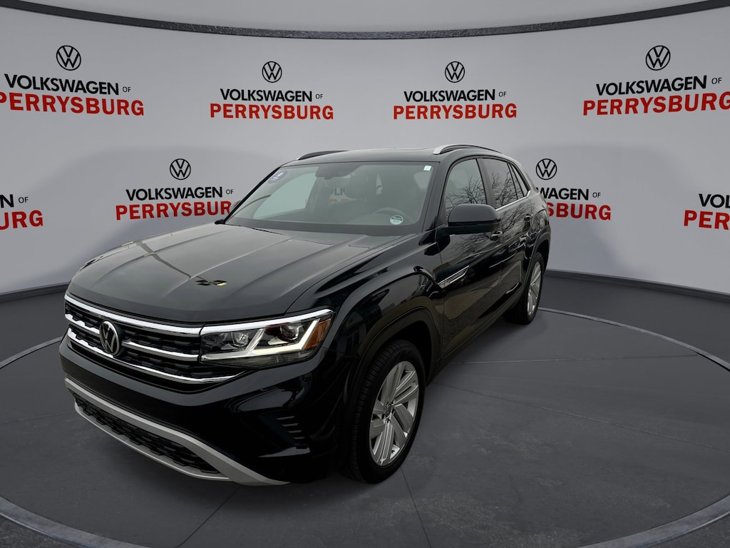 Used 2022 Volkswagen Atlas Cross Sport V6 SE 4Motion w/ Technology & Panoramic Moon SUV
