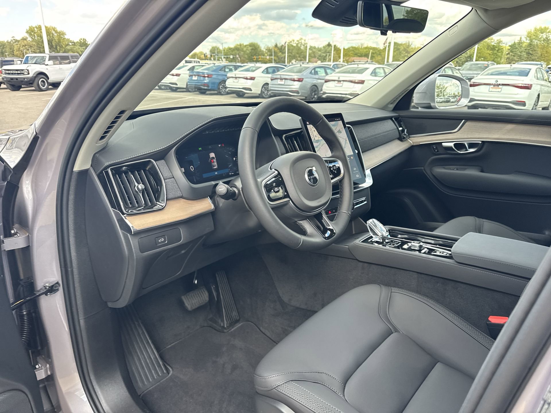 2026 Volvo XC90 Core - Photo 10