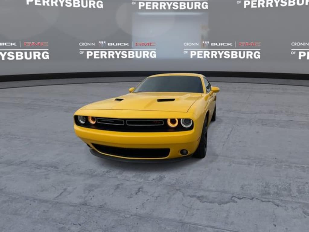 Used 2018 Dodge Challenger R/T w/ Cold Weather Pkg & Driver Convenience Coupe