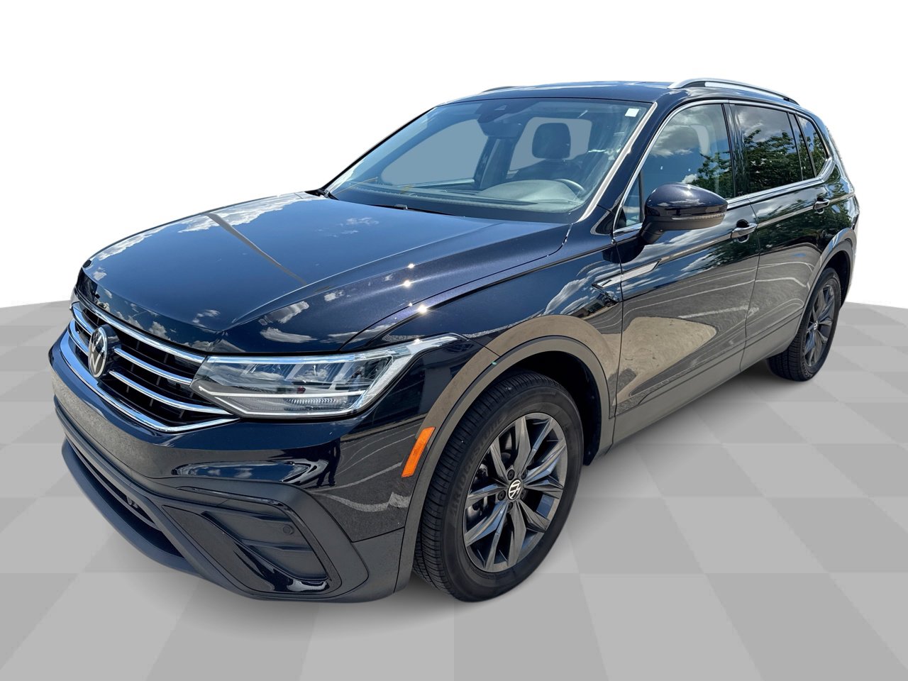 2022 Volkswagen Tiguan SE photo 4