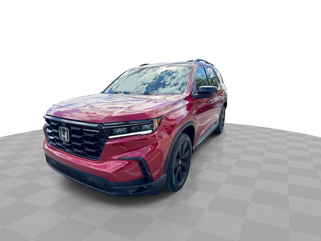 Used 2025 Honda Pilot AWD Black Edition w/ Panoramic Moon SUV