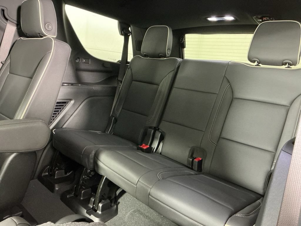 2026 Chevrolet Tahoe Premier - Photo 11
