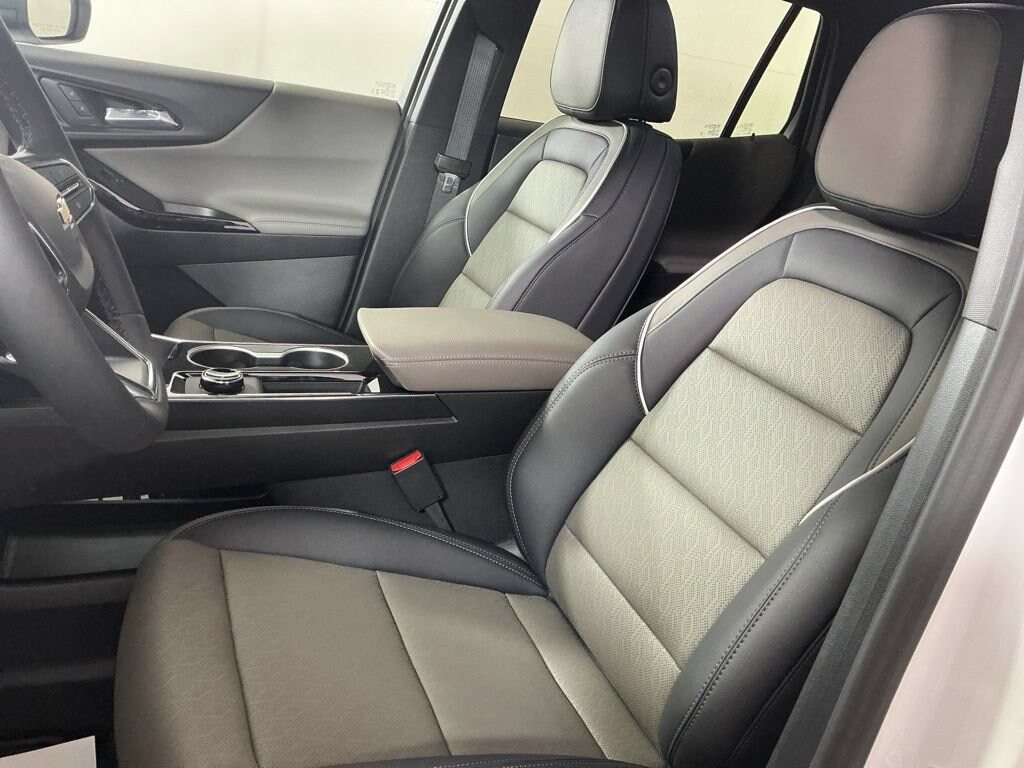New 2027 Chevrolet Equinox LT SUV