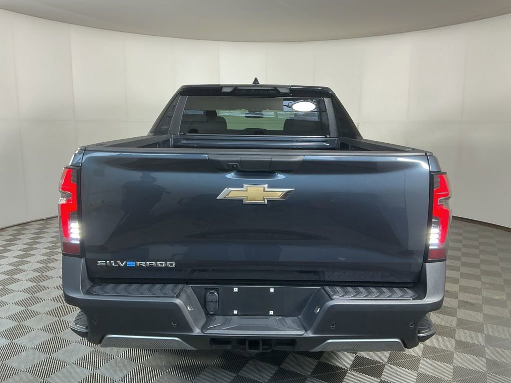 2026 Chevrolet Silverado EV LT - Photo 7