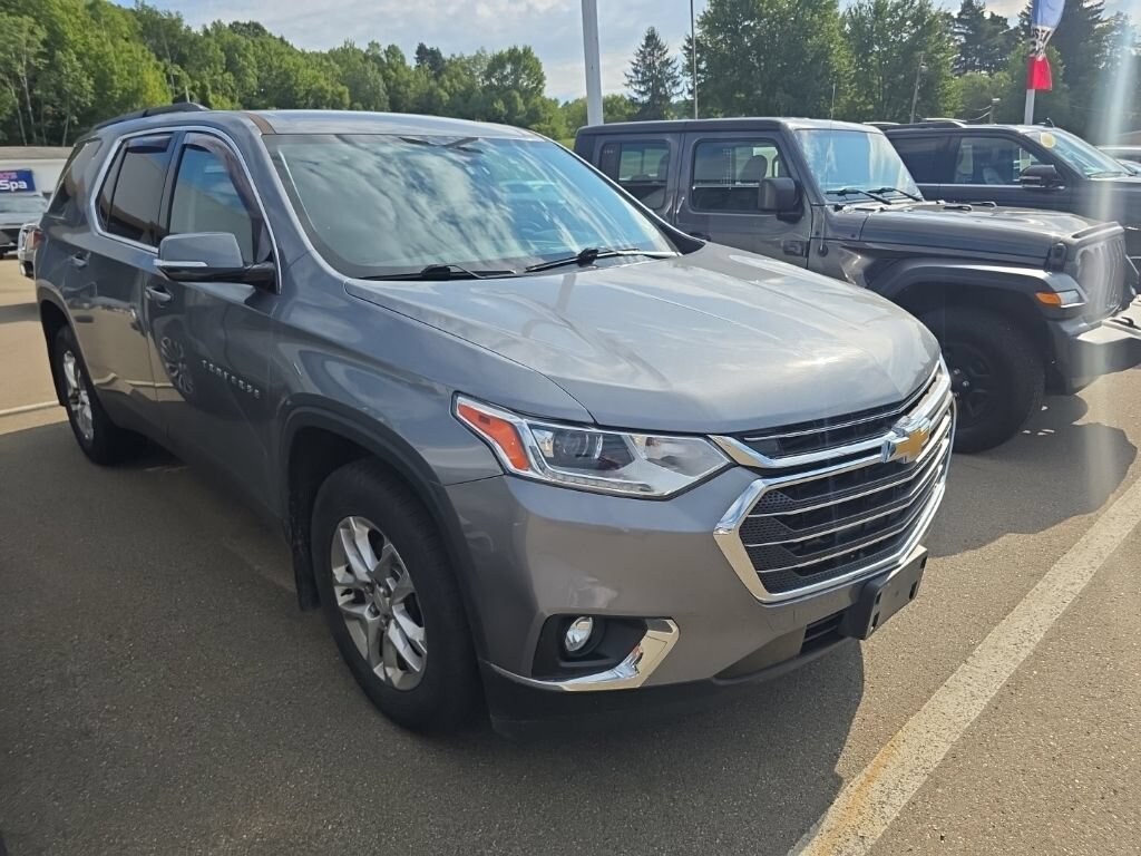 Used 2019 Chevrolet Traverse LT Cloth SUV