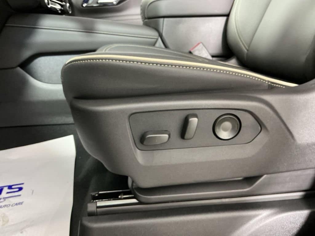 2026 Chevrolet Tahoe Premier - Photo 6