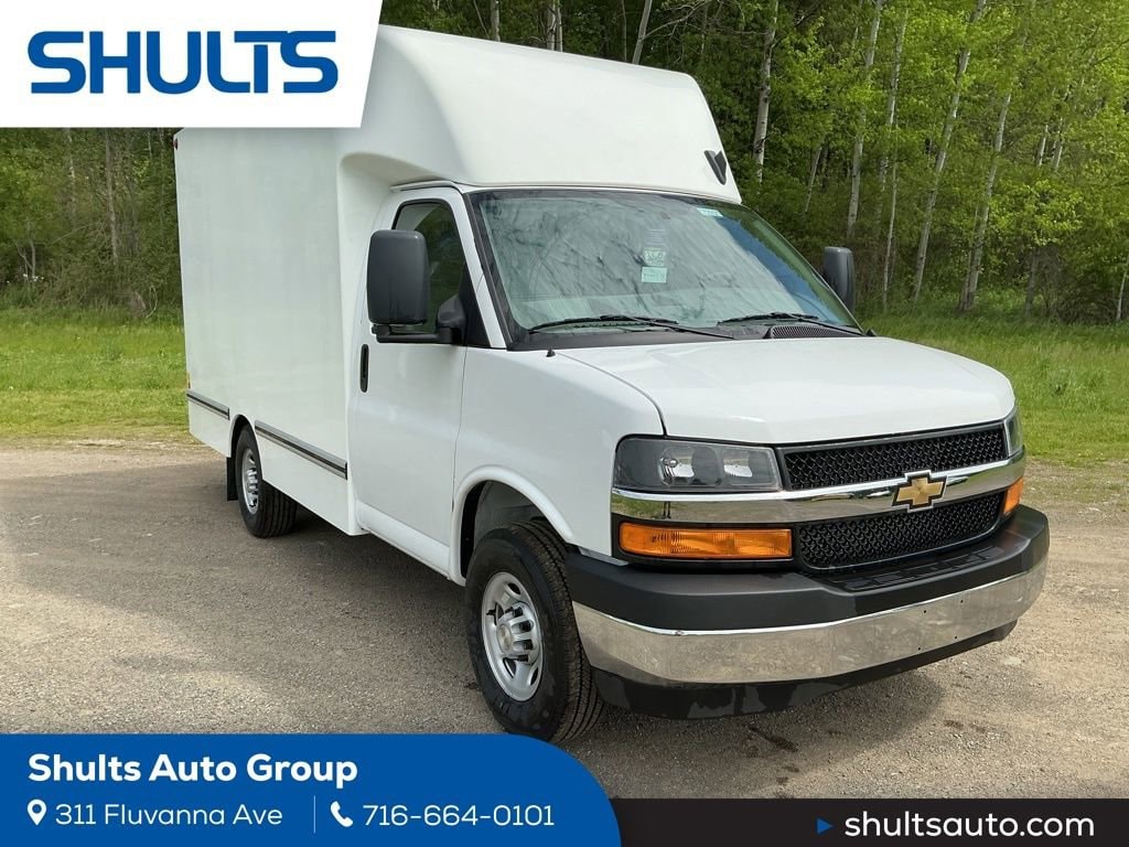 New 2025 Chevrolet Express Cutaway 3500 1WT Cutaway Van