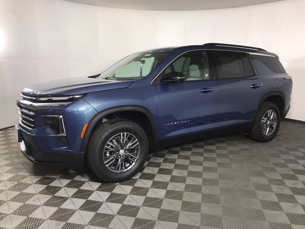 New 2026 Chevrolet Traverse LT SUV