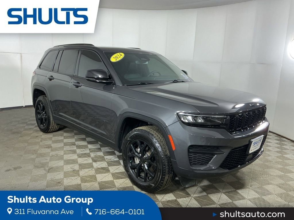 Used 2024 Jeep Grand Cherokee Altitude X 4x4 SUV