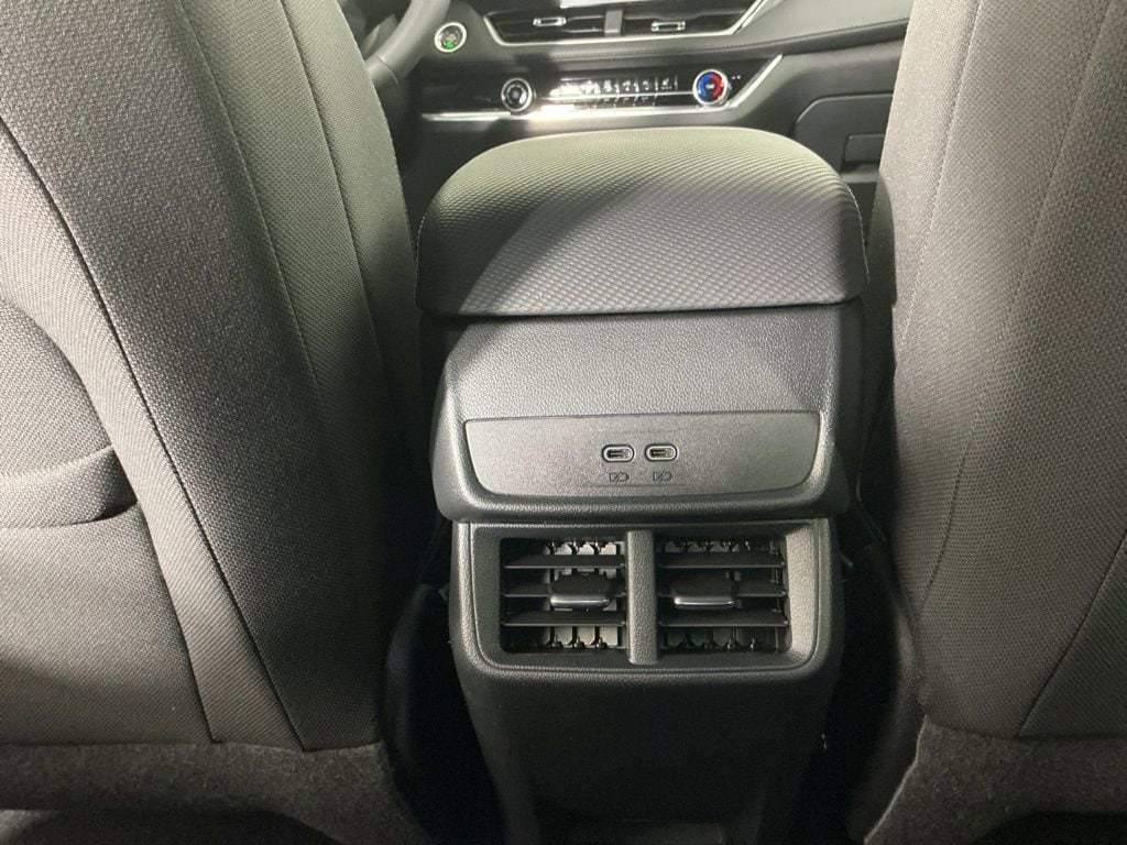 2026 Chevrolet Equinox LT - Photo 18