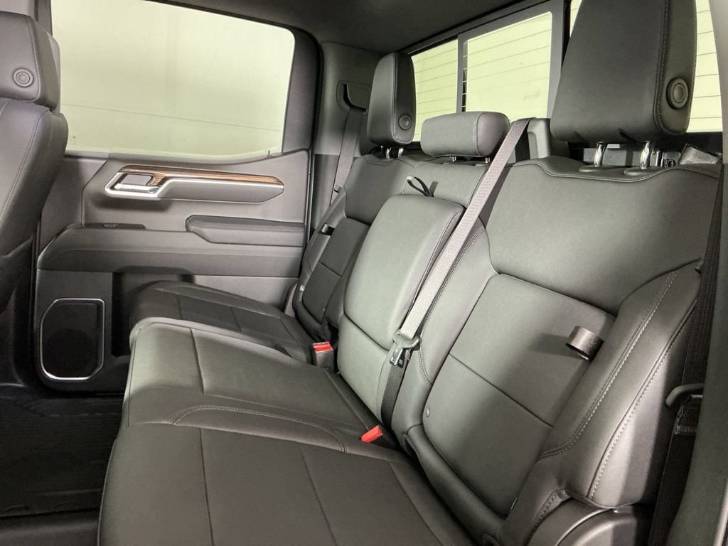 2026 Chevrolet Silverado 1500 RST - Photo 7