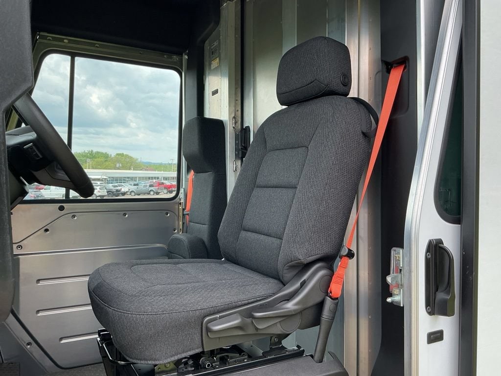 New 2025 Chevrolet BrightDrop 600 EJY Commercial Van