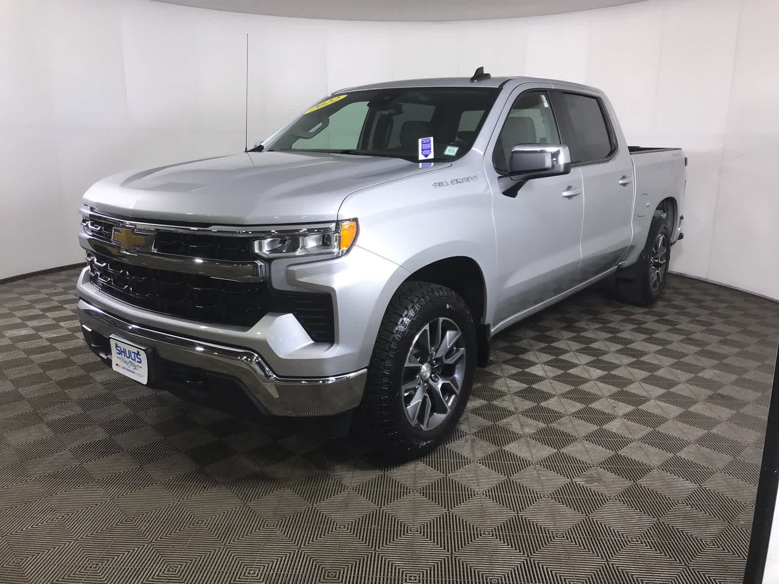 2022 Chevrolet Silverado 1500 LT's photo