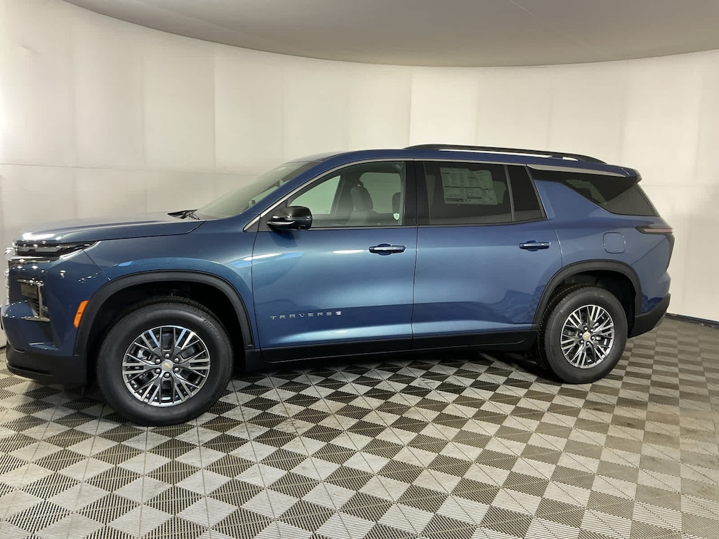 New 2026 Chevrolet Traverse LT SUV