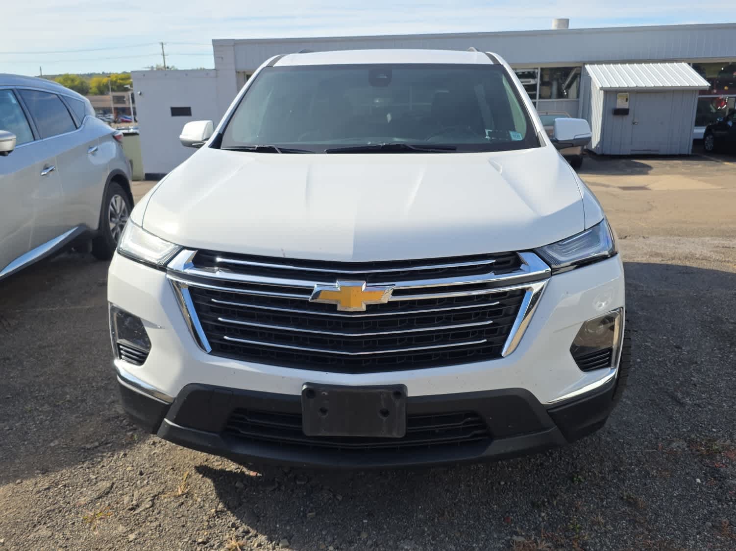 2022 Chevrolet Traverse Cloth photo 2