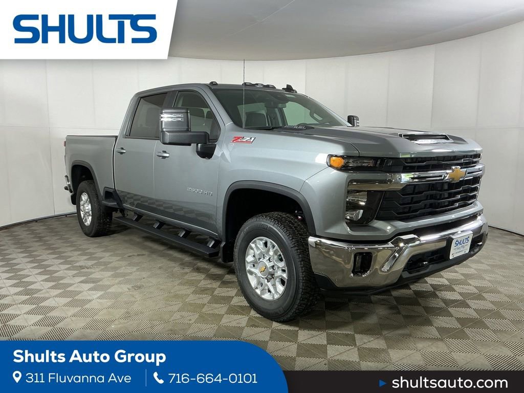 2026 Chevrolet Silverado HD LT 4WD Crew Cab Standard Box's photo
