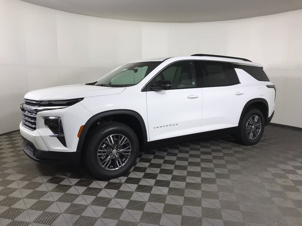 New 2026 Chevrolet Traverse LT SUV