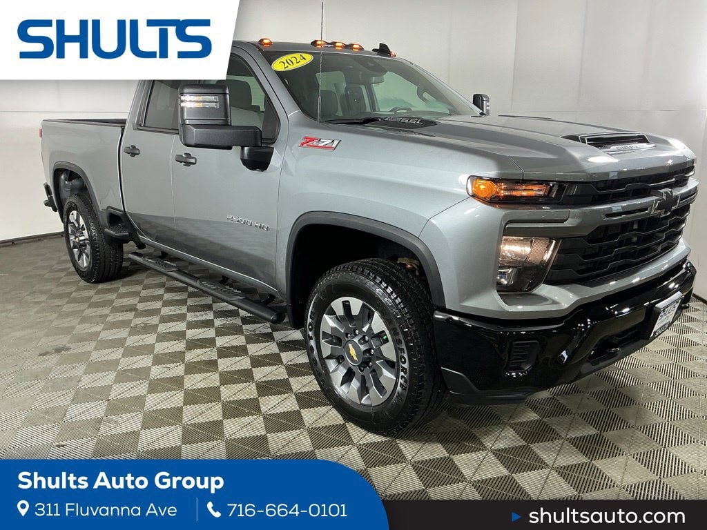 Used 2024 Chevrolet Silverado 2500 HD Custom Truck