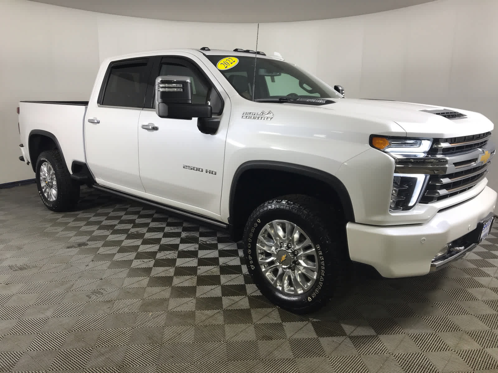 2022 Chevrolet Silverado 2500HD High Country's photo