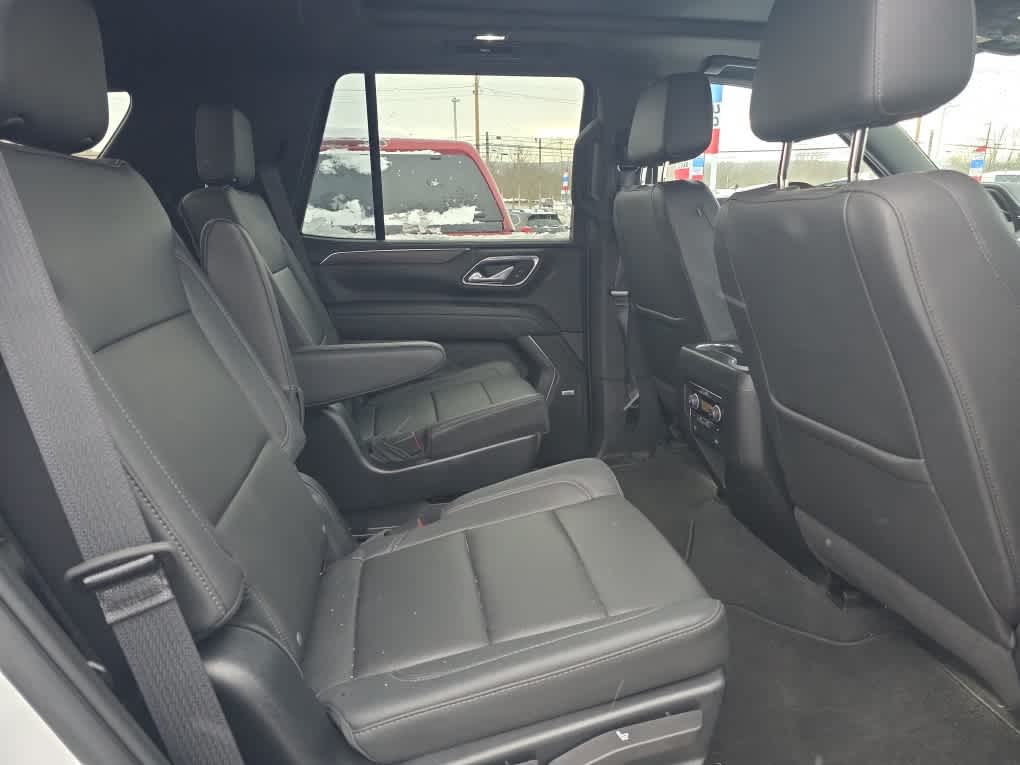 2023 Chevrolet Tahoe LT photo 3