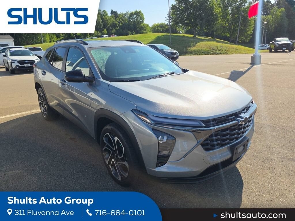 Used 2024 Chevrolet Trax 2RS SUV