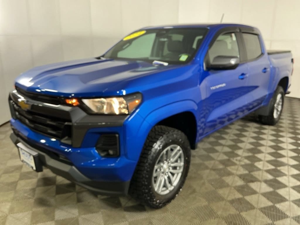 Used 2024 Chevrolet Colorado LT Truck