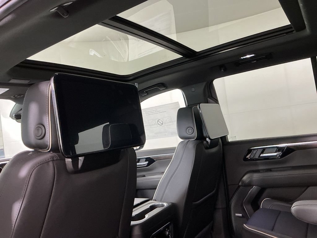 2026 Chevrolet Tahoe Premier - Photo 10