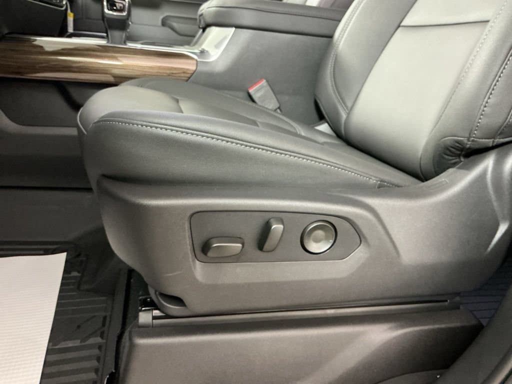 2026 Chevrolet Silverado 1500 RST - Photo 6