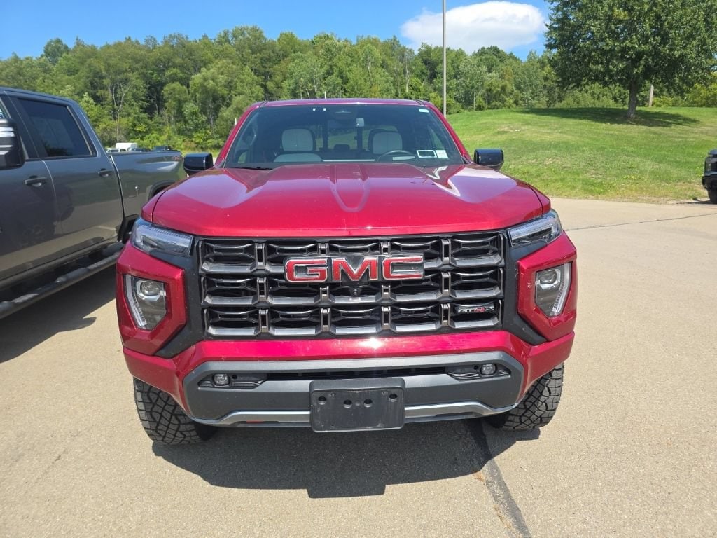 Used 2025 GMC Canyon AT4 Truck