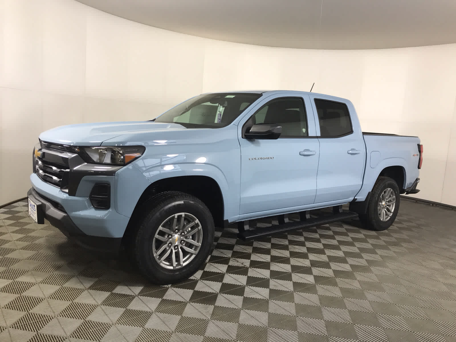 2026 Chevrolet Colorado LT photo 3