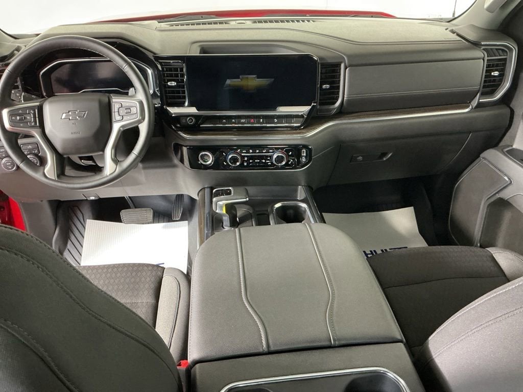 2023 Chevrolet Silverado 1500 RST - Photo 11