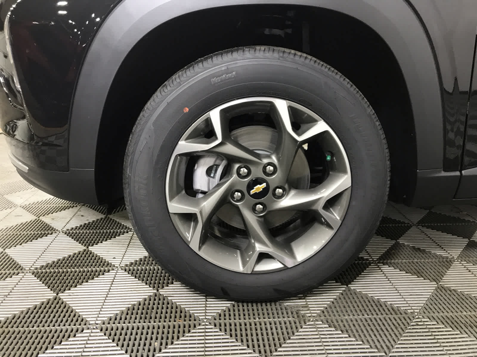 2026 Chevrolet Trax LT photo 3