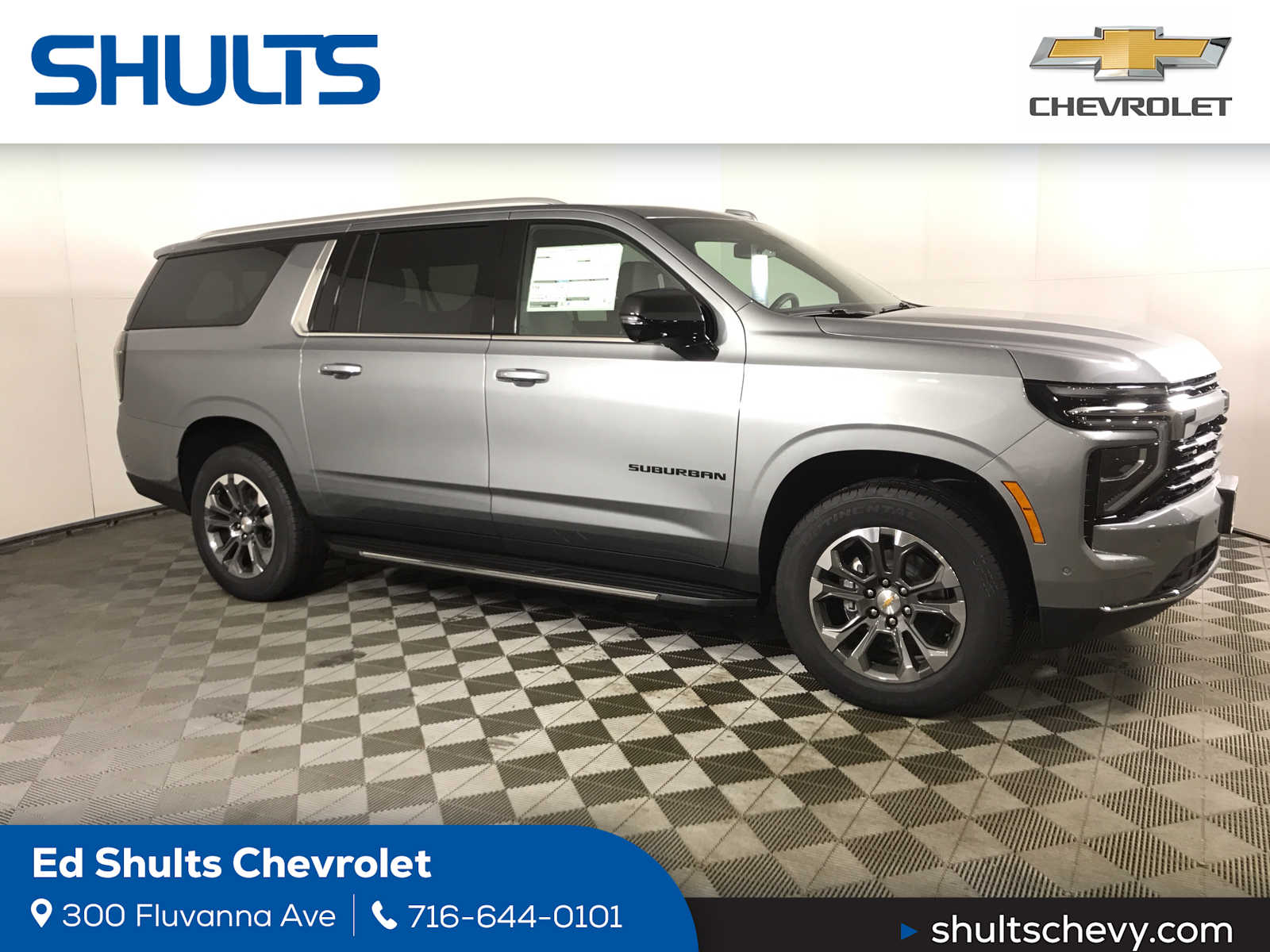 2026 Chevrolet Suburban LT's photo